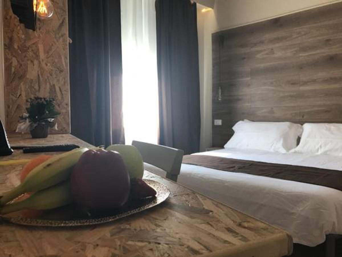 בורדיגרה Hotel Raphael מראה חיצוני תמונה