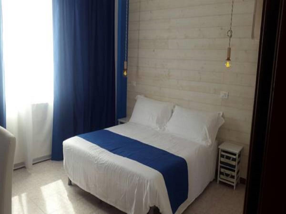 בורדיגרה Hotel Raphael מראה חיצוני תמונה