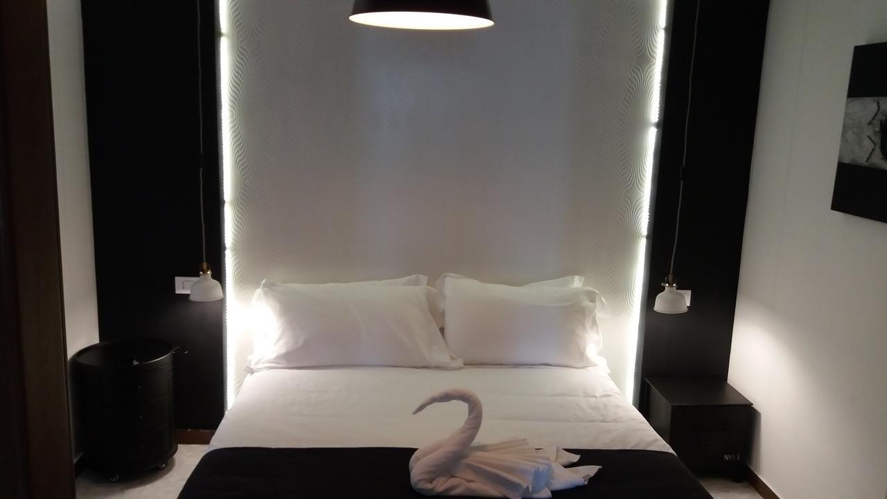 בורדיגרה Hotel Raphael מראה חיצוני תמונה